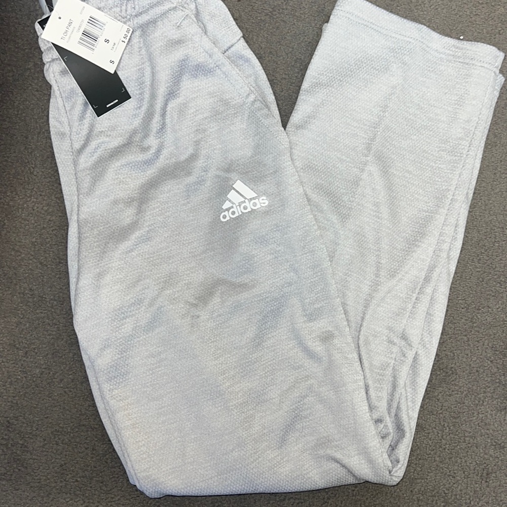 NWT ADIDAS SWEAT